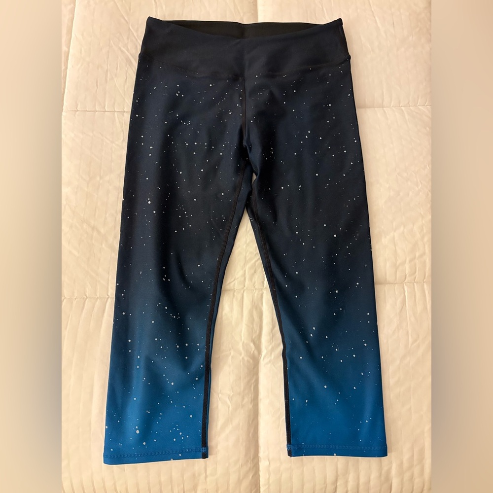 Fabletics Black and Blue Starry Crop Leggings Sz M